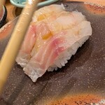 廻し鮨 新鮮や - 鯛