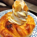 ST-MARC CAFE Ningyo Cho Ten - Deni Buran Caramel Nuts