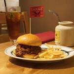 Steak House GARAGE - 