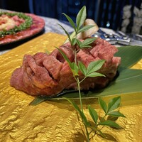 Matsusaka beef YAKINIKU THE SEJONG GEMS名駅店 - 王様のタン