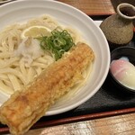 うどん居酒屋 江戸堀 - 竹輪と卵の冷ぶっかけ(量はたしか中)