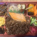 柿安 - 牛しぐれ煮和風弁当