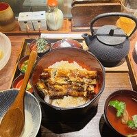 新宿うな鐵 はなれ - 