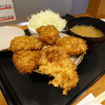 かつ一 群馬 - 料理写真:「かつ一 群馬 桐生店」の「はみ出すソースカツ丼」