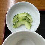 じゃずそば放哉 - 自家製お漬物♬
(摘果メロン)