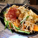 博多天神 もつ鍋 お多福 - 