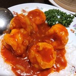 菜香新館 - 大エビのチリソースは贅沢な味わい