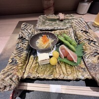 厳選焼鳥 一石三鳥 本店 - 先付　生ハムと卵の醤油漬け、銀杏、クリームチーズなど