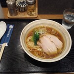 濃厚煮干そば 丸にたちばな - 煮干しそば840円が大感謝祭で500円