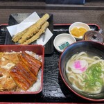 資さんうどん 則貞店 - 