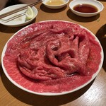 炭火焼肉ホルモン まるは - 