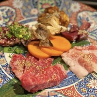 老舗精肉店直送 千種焼肉 飛騨牛の奴隷 千種店 - 