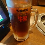 焼肉 ホルモン 牛繁 - 麦茶