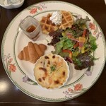 イタリア食堂チネマ - フェリーチェプレート