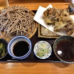 蕎麦 凜 - 田舎ざる、舞茸の天ぷら