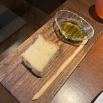 Lilla - フォカッチャ　グリッシーニ