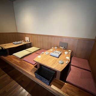 落ち着いた雰囲気でカップルや接待にも最適◎座敷完備！貸切OK