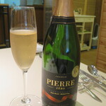 イタリアンレストラン Zucca - ノンアルコールの泡