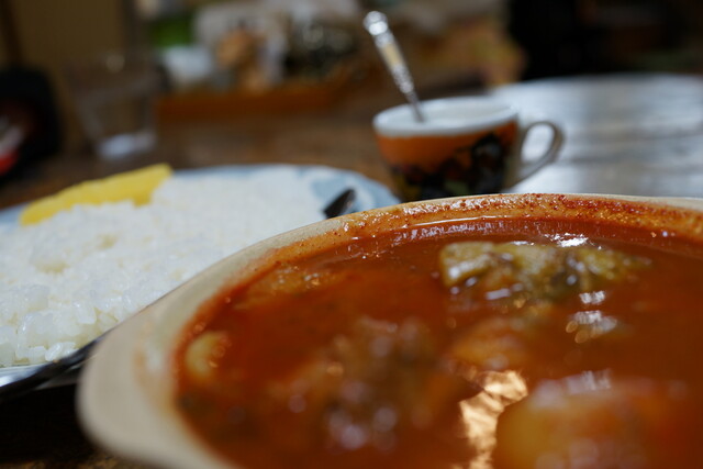 コーヒーハウス ケニヤ（KENYA） &ndash; 卸町で味わう本格インドカレーとこだわりコーヒー