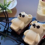 ロビーラウンジ mahru - 日焼け前のデッキのシロクマ
