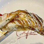 お好み焼き 鉄ちゃん - 箸で摘んでも崩れない焼き上がりなのに柔らかくてジューシー