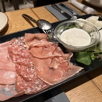 オービカ モッツァレラバー 横浜店 - 