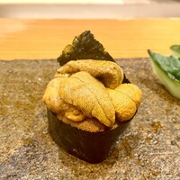 天寿し 京町店 - 赤雲丹 軍艦巻き