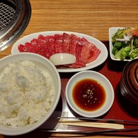 焼肉 しんうち 神楽坂 - 和牛ロース御膳 120g