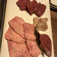 焼肉うしごろ 新宿三丁目店 - 