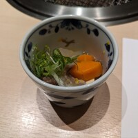 牛刺しと焼肉 仔虎 クリスロード店 - 