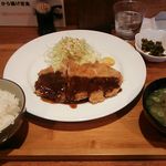 串焼き yashima - とんかつ（デミグラスソース）