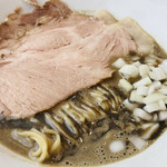 紅ズワイガニらぁ麺 まるはち屋 - 