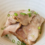 紅ズワイガニらぁ麺 まるはち屋 - 