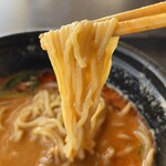 新美商店 - 麺リフト