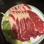 だるま - ものすごい肉の量　これで一人前