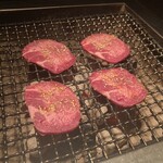 炭火焼肉 華やま - 