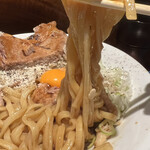 麺屋 丸福 - はじめは混ぜずにそのままで味噌だれの味堪能‼️