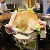 イル ネッビオ - 石見ポークフィレ肉のコット フェンネル風味
                      ヤングコーンのフリット パルミジャーノレモンソース