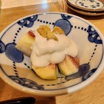 酒と飯 コメマル - イチヂクの白和え