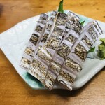 喫酒 フグさん - 太刀魚刺身  皮目を炙ってあり、脂が乗って旨し〜 至福w