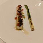 La Vallee d'Or - ハモとグリーンアスパラの料理