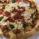 ピザハット - 料理写真:マルゲリータ。