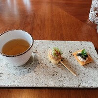レークハウス - 