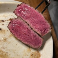 カルネジーオ イースト - 