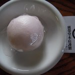 紅白饅頭(赤)　お祝いに　（写真の色が・・）