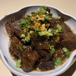 めしと酒 阿羅漢 - 飛騨牛どて煮