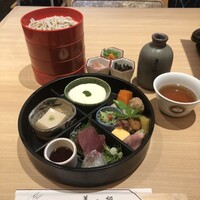 美々卯 本町店 - にぎわいそば