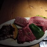 溶岩焼き 黒牛の里 - 