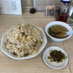 西華 - チャーハン 普通盛り