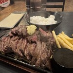 RAZ カフェ&レストラン - 